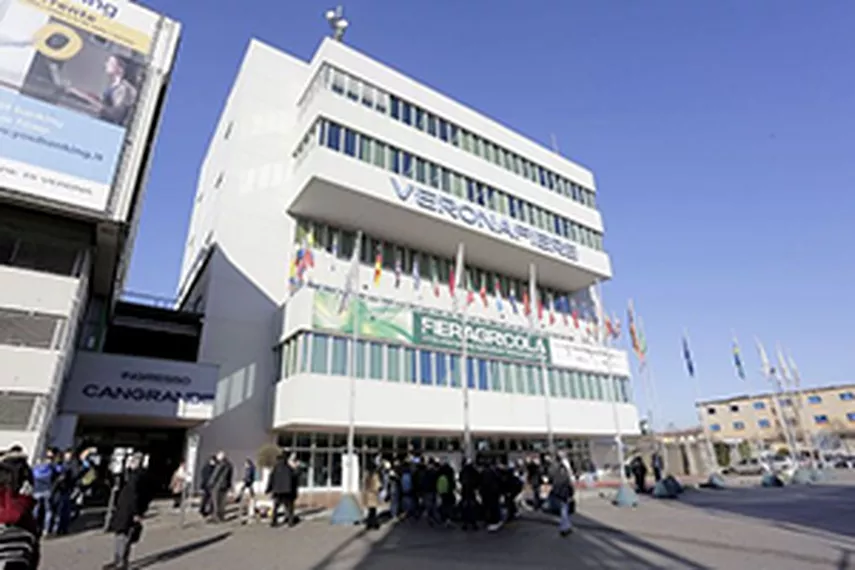 Corona slår till mot Samoter
