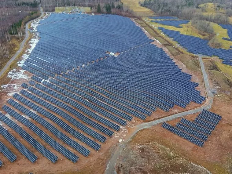 Solgrid driftsätter ny solpark i Småland