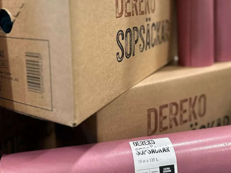 Derome och Dereko färgar oktober rosa