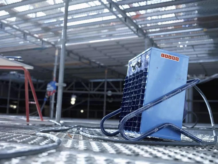 Cramo: 3 tips på produkter som håller värmen på bygget i vinter