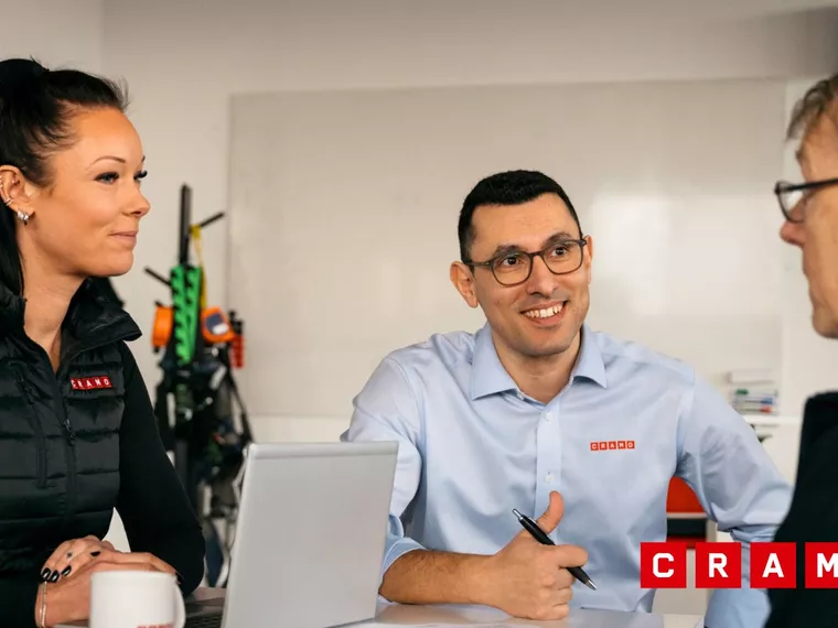 Trots tuffare tider i byggbranschen: Cramo växlar upp satsning på ledarskap